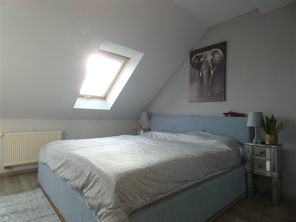 Lukratives, teils schön renoviertes 5 Parteien Haus in zentraler Lage