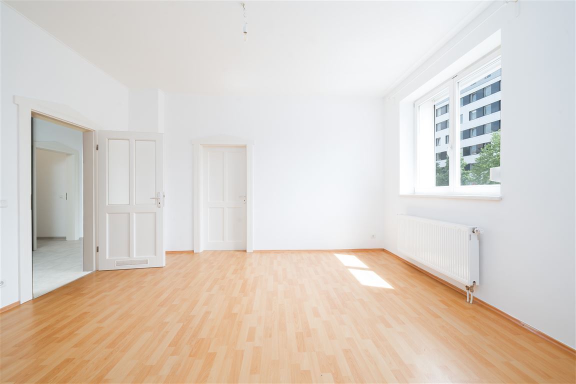 Wunderschöne 5-Zimmer Erdgeschosswohnung mit Terrasse | Garage