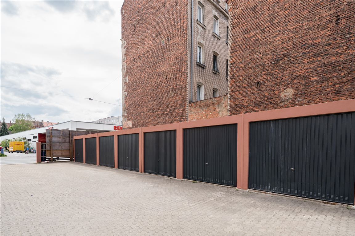 Wunderschöne 5-Zimmer Erdgeschosswohnung mit Terrasse | Garage