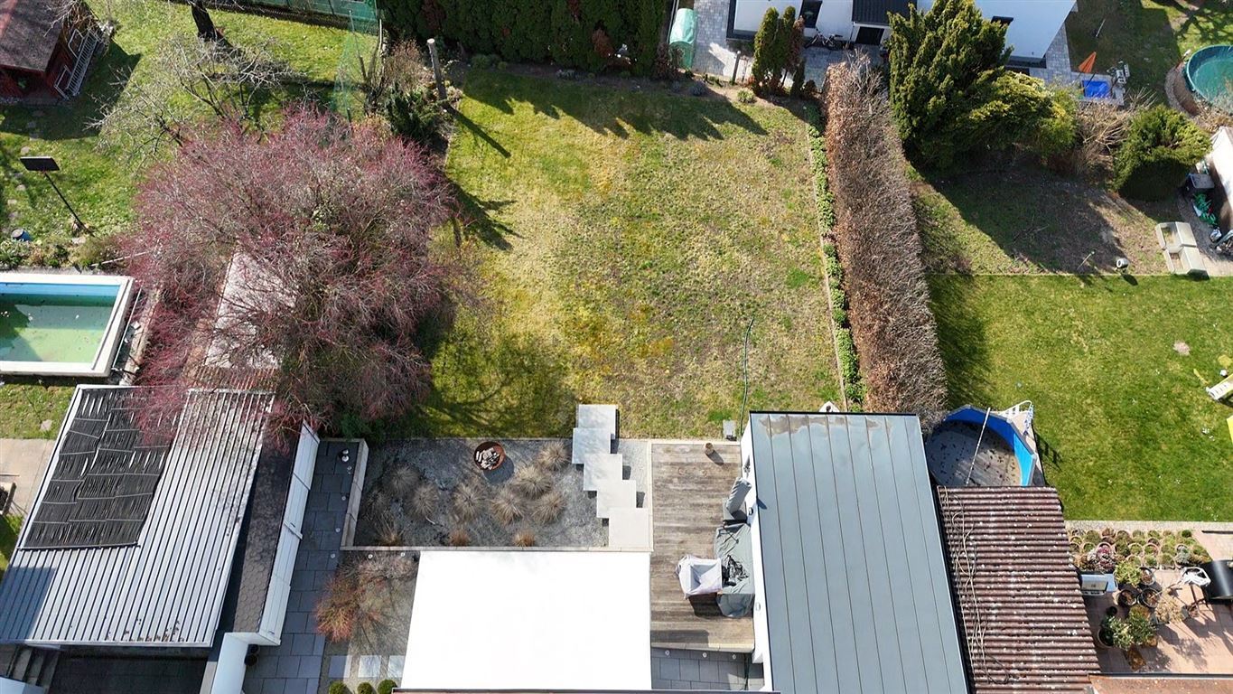 Freistehendes Einfamilienhaus mit Gartentraum in Top Wohnadresse!
Gehobene Ausstattung.