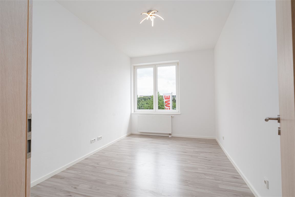 Super geschnittene 5,5-Zimmer Wohnung mit Balkon | Top-Zustand