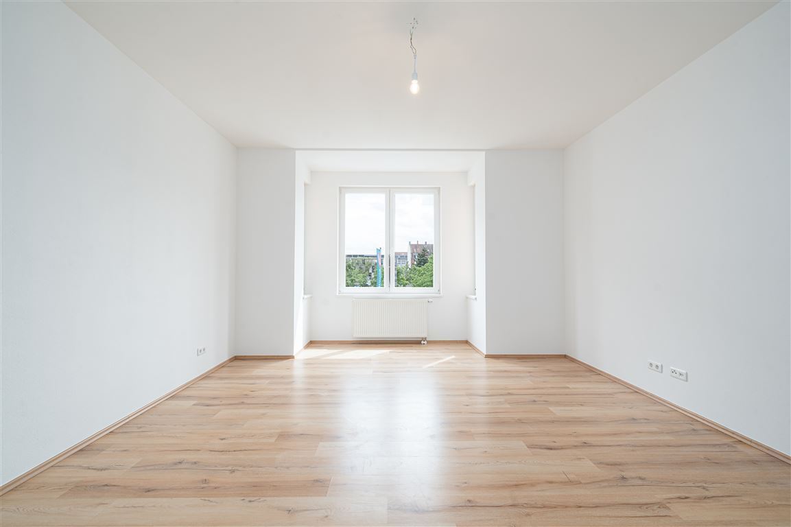 Super geschnittene 5,5-Zimmer Wohnung mit Balkon | Top-Zustand