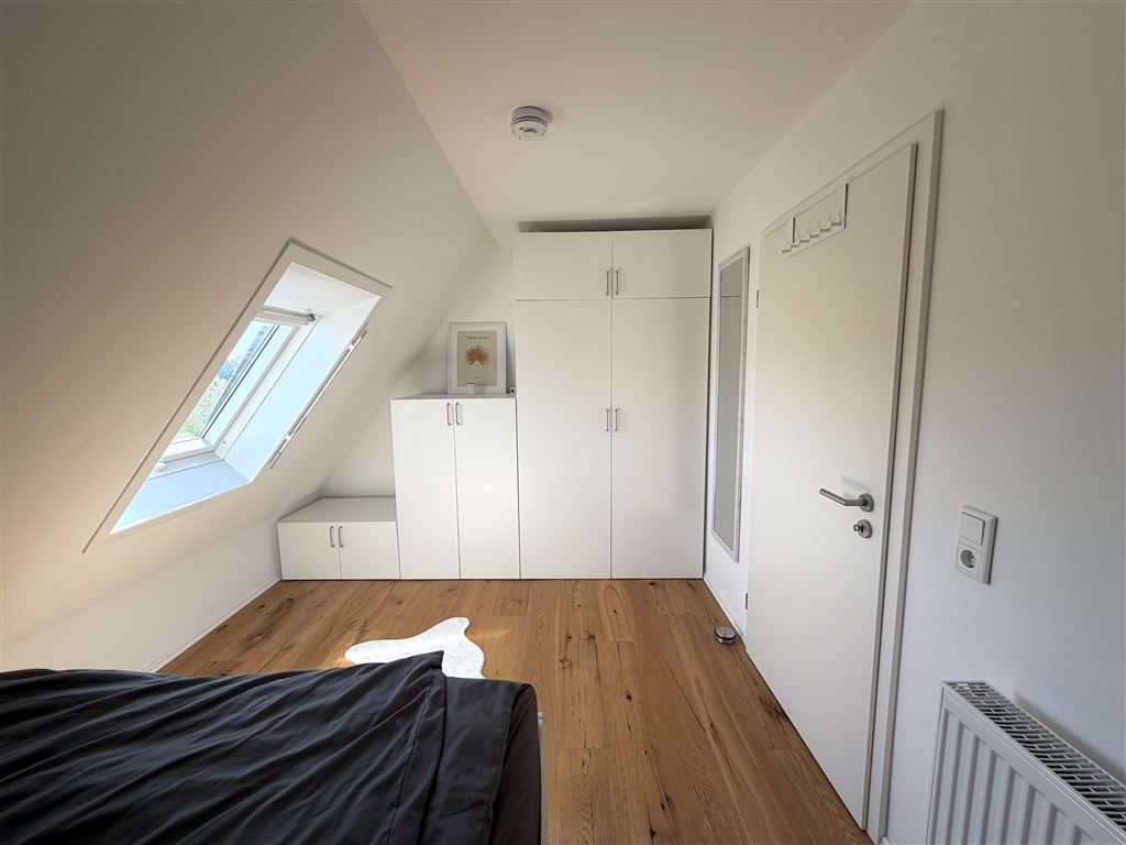 Top geschnittene 2-Zimmer-Dachgeschosswohnung mit Balkon in Burgthann-Mimberg