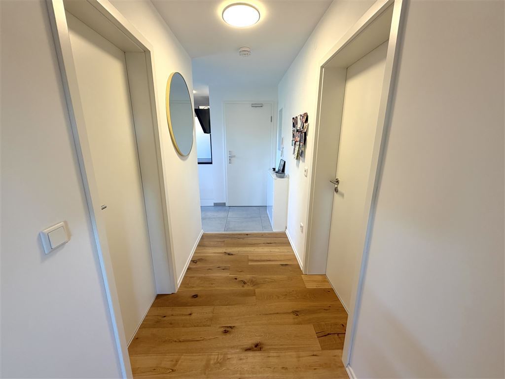 Top geschnittene 2-Zimmer-Dachgeschosswohnung mit Balkon in Burgthann-Mimberg