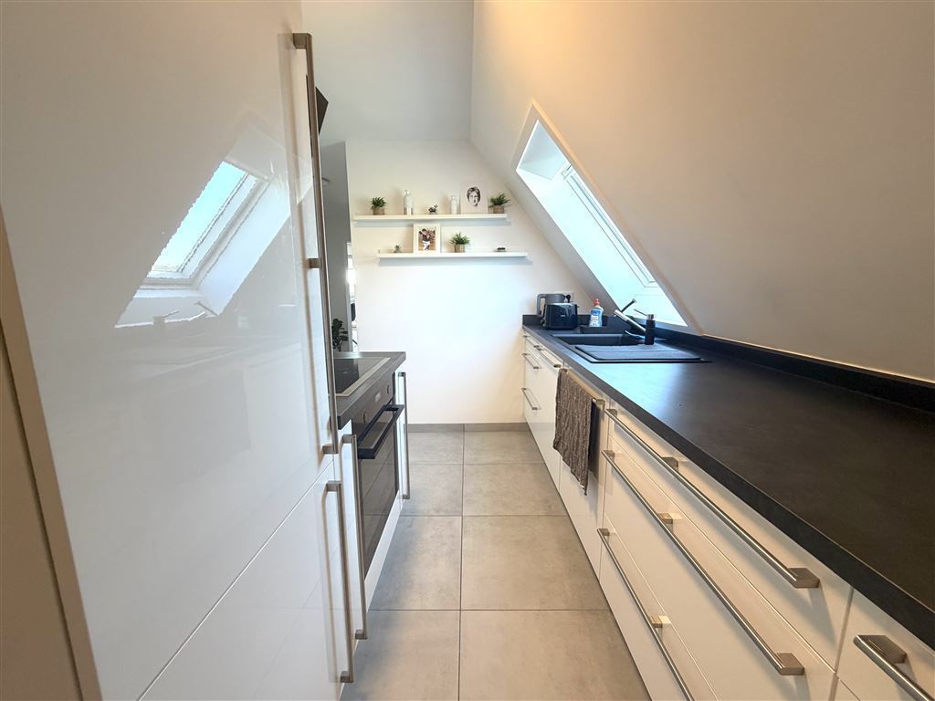 Top geschnittene 2-Zimmer-Dachgeschosswohnung mit Balkon in Burgthann-Mimberg