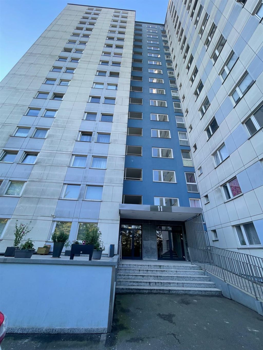 Möbliertes Zimmer in 4er WG | Einbauküche zur Mitbenutzung